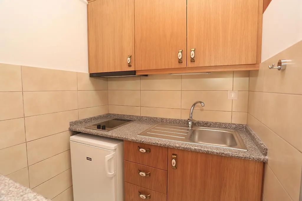 ** Hotel de apartamente Kastoria Hotel Apartments Hanioti Grecia